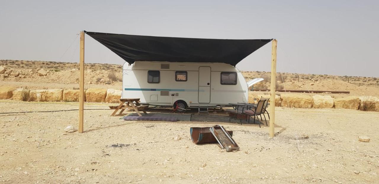 Itav Bateva Caravans - ייטב בטבע קרוואנים ミツペ・ラモン エクステリア 写真