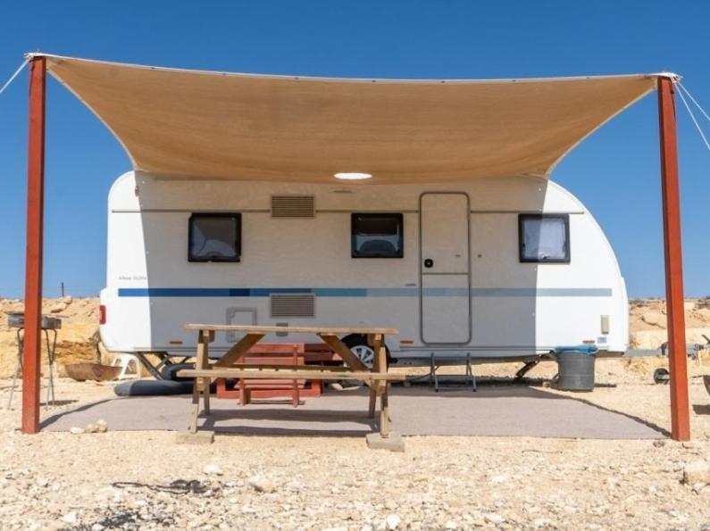 Itav Bateva Caravans - ייטב בטבע קרוואנים ミツペ・ラモン エクステリア 写真